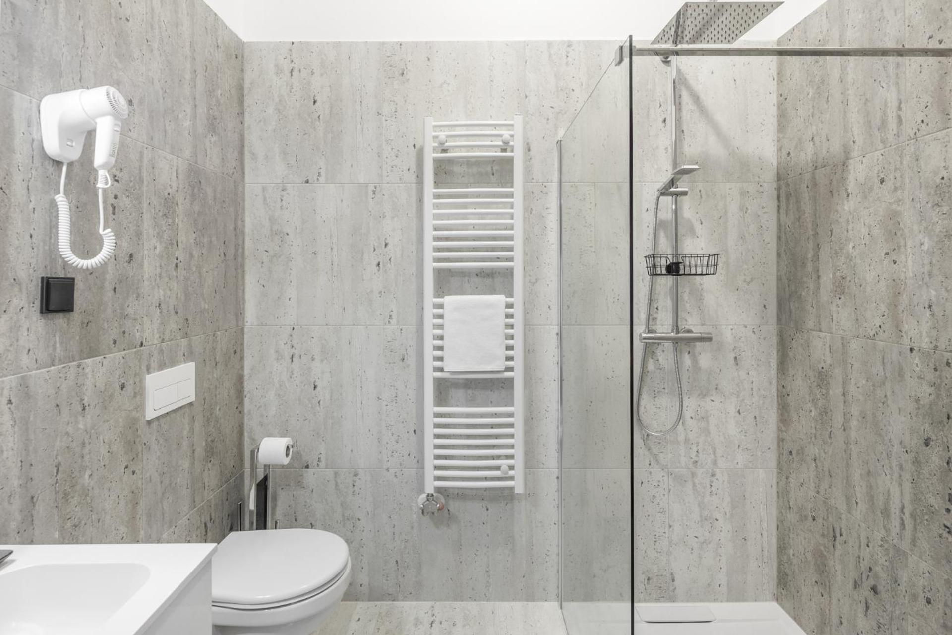 B&B 100 Eves Fogado Szatymaz